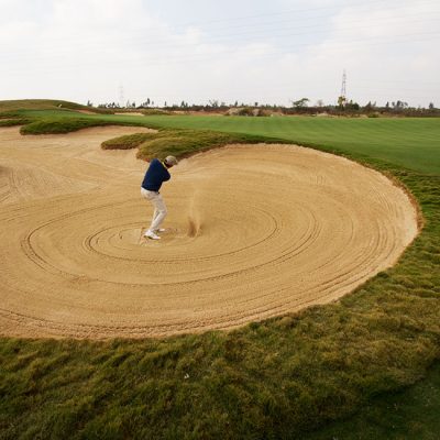hole09-modal-2